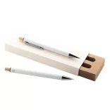 AP809620-01-Set-pix-Ralbo