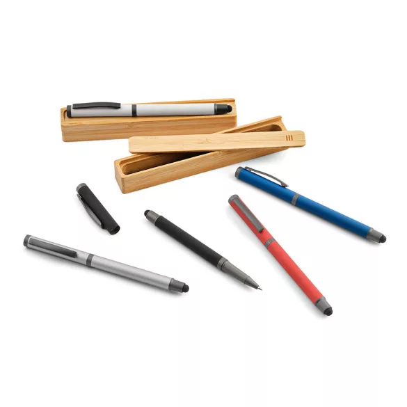 APN014-106-Pix-Woolf