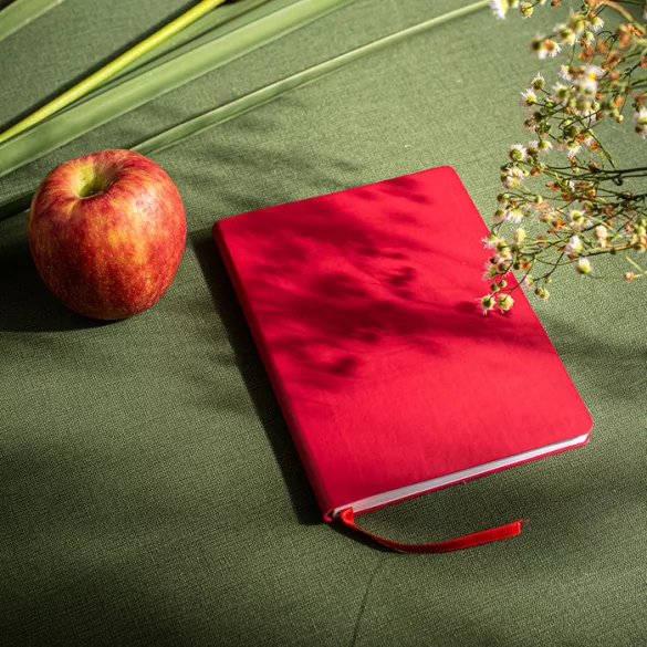 Agenda Eco Peel nedatata - A5 [rosu]