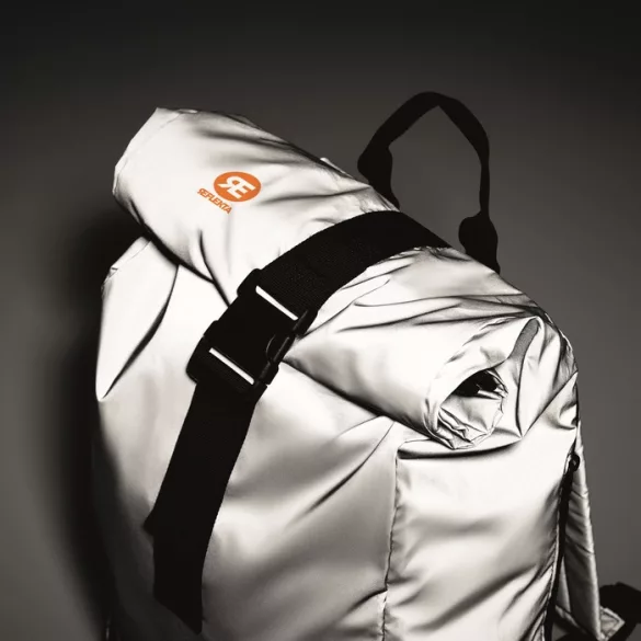 MO2056-16-Rucsac-rolltop-reflectorizant-BRIGHT-ROLLPACK