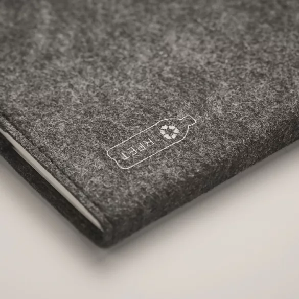 MO2093-15-Notebook-A5-RPET-pasla-FELTBOOK