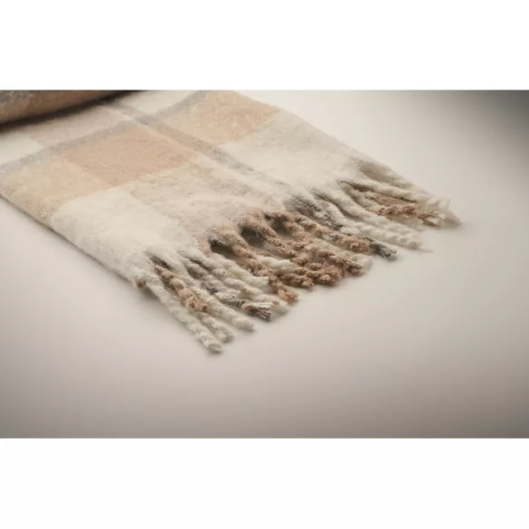 MO2382-13-Patura-de-mohair-in-carouri-QUET