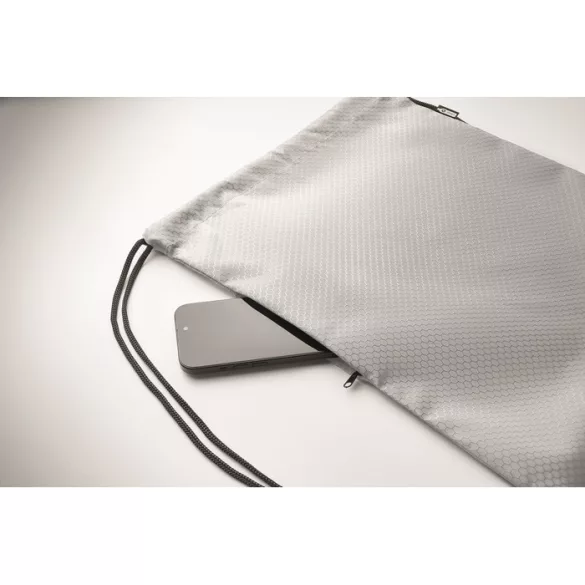 MO2920-06-Rucsac-cu-snur-din-RPET-420D-DAYKIT