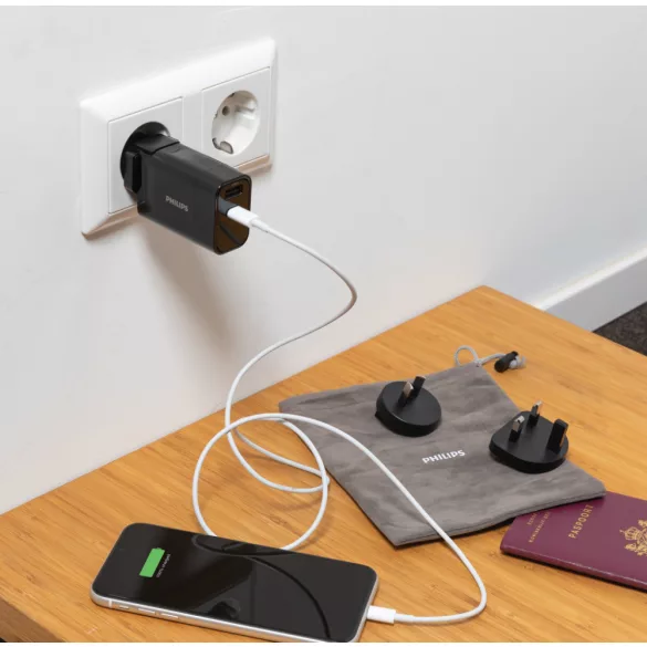 P301181-Incarcator-Philips-fast-charge-pentru-voiaj