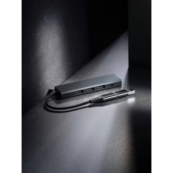 P308682-Hub-cu-3-porturi-USB-din-aluminiu-reciclat-RCS-Terra
