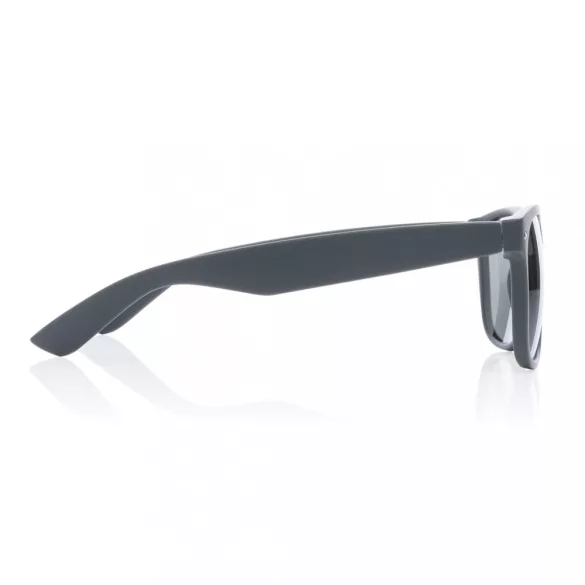 P453962-Ochelari-de-soare-din-plastic-reciclat-GRS