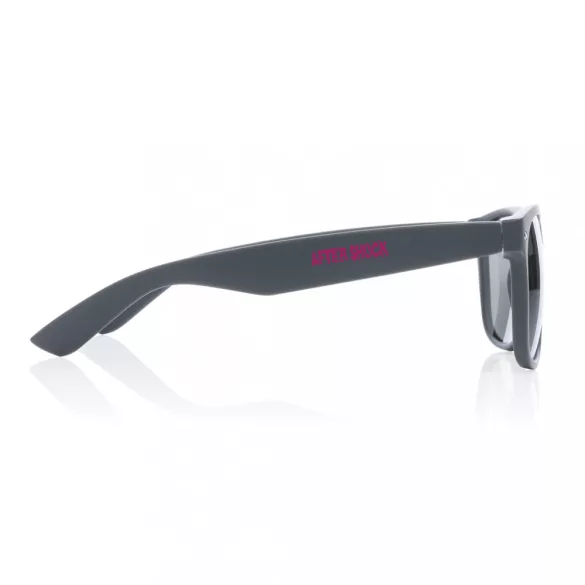 P453962-Ochelari-de-soare-din-plastic-reciclat-GRS