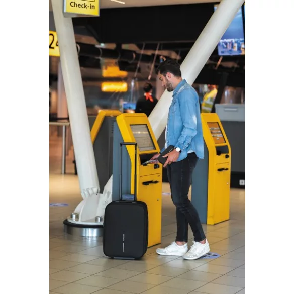 P705821-Suportul-pentru-pasaport