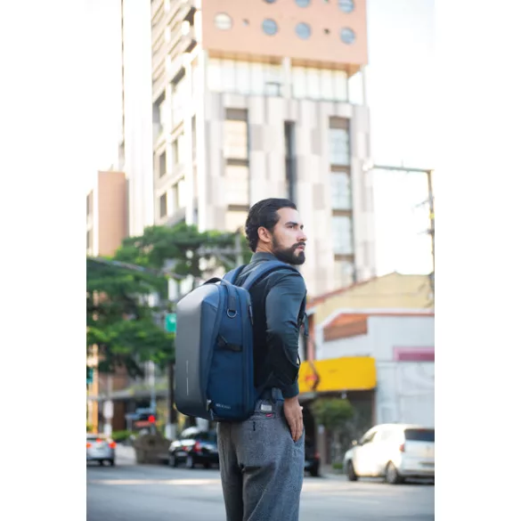 P705935-Rucsac-Bizz