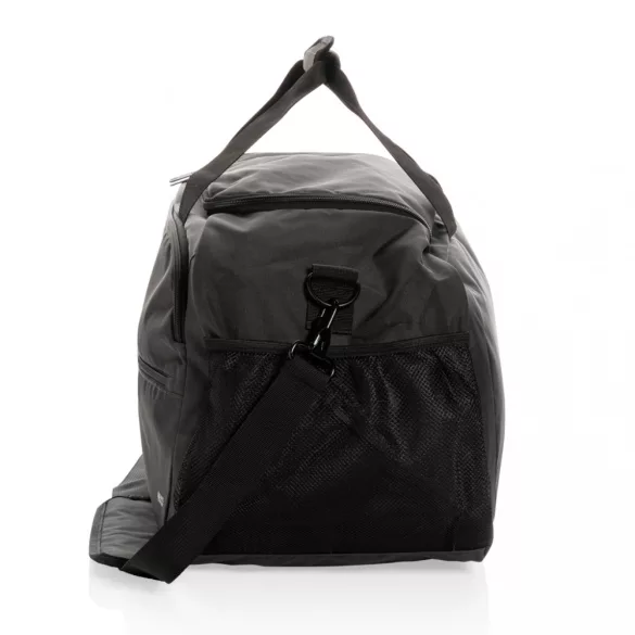 P707151-Geanta-sport-Swiss-Peak-AWARE-RPET