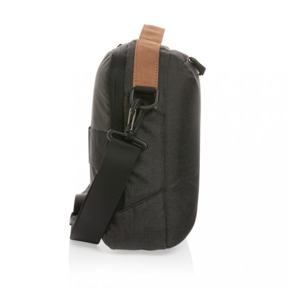 P732181-Geanta-de-laptop-Impact-AWARE-300D-de-15-6-in-2-culori