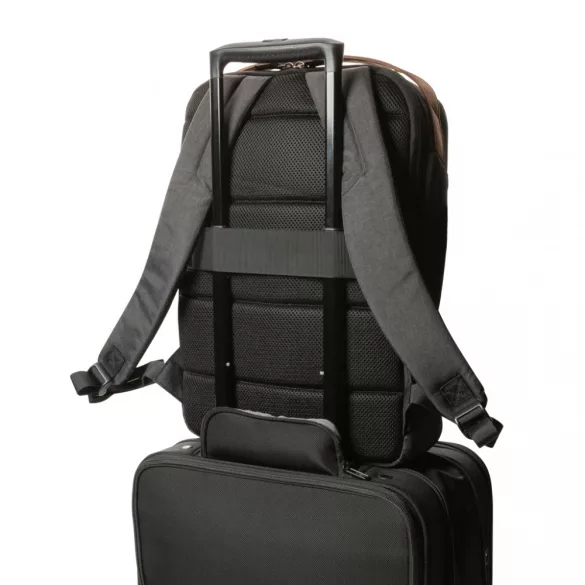 P762911-Rucsac-pentru-laptop-Impact-AWARE-300D-in-2-culori-de-15-6