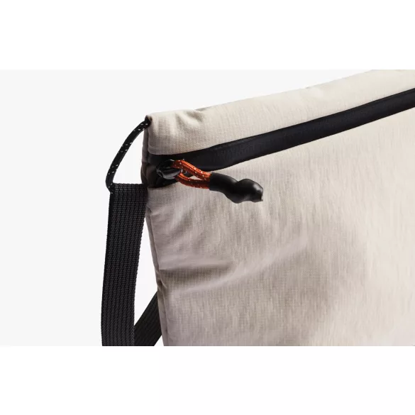 P763-3819-Geanta-de-umar-Bellroy-Lite