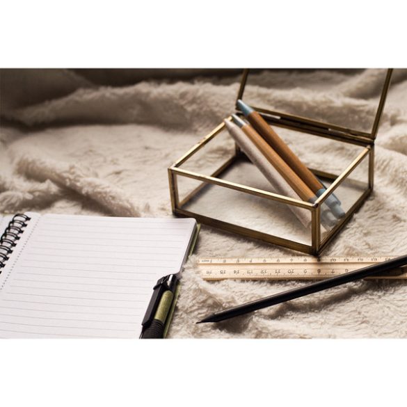 R64246-05-Notebook-eco-TELDE-cu-pagini-dictando-si-pix-verde