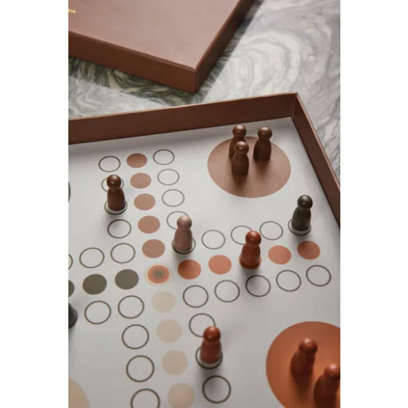 V262001-Set-de-jocuri-VINGA