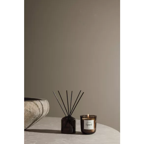 V2620605-Set-de-lumanare-si-parfum-de-camera-VINGA-Nordic