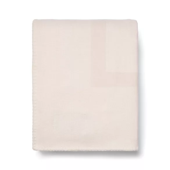 V4040603-Patura-din-poliester-reciclat-GRS-130x170-cm-VINGA-Monogram