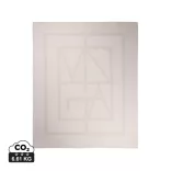 V4040603-Patura-din-poliester-reciclat-GRS-130x170-cm-VINGA-Monogram
