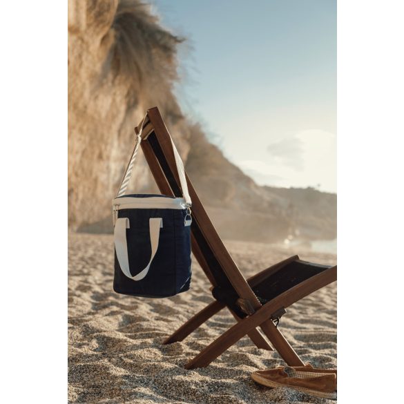 V422115P-Geanta-termoizolanta-VINGA-Volonne