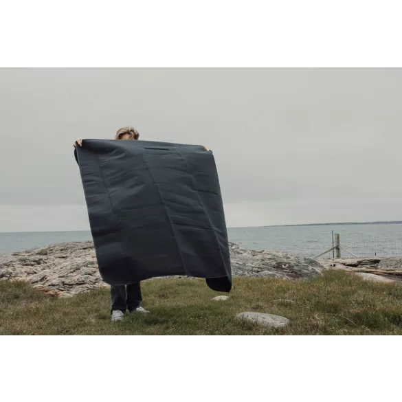 V4590301-Patura-de-picnic-din-poliester-RCS-130x150-cm-VINGA-Baltimore