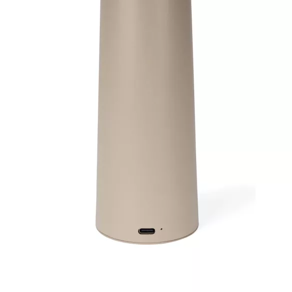 V5130419-Lampa-de-masa-VINGA-Avery